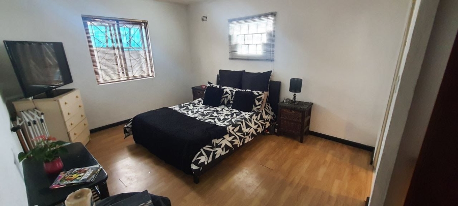 3 Bedroom Property for Sale in Grassy Park Western Cape